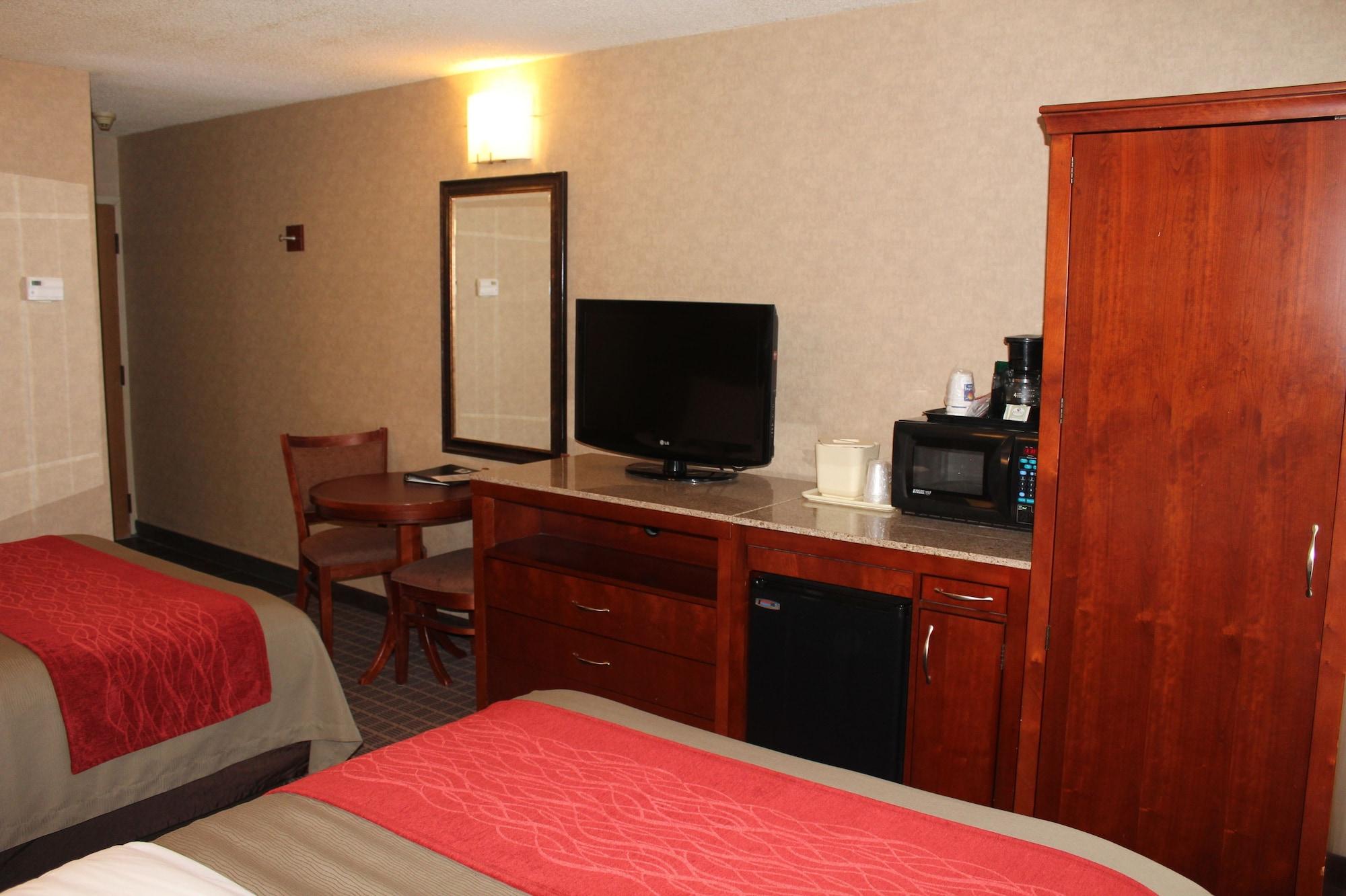 Comfort Inn & Suites Вэст спрингфильд Экстерьер фото