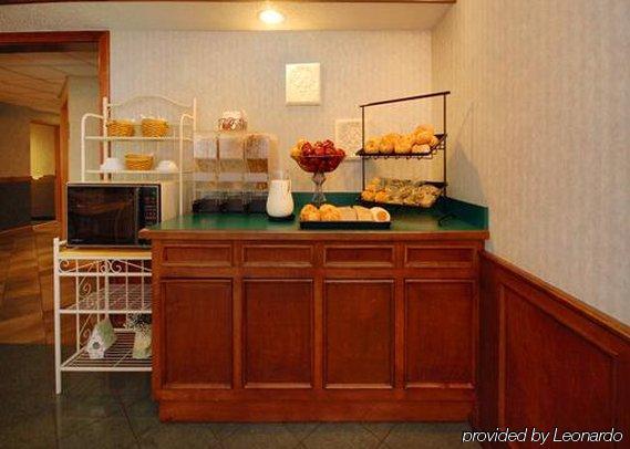 Comfort Inn & Suites Вэст спрингфильд Экстерьер фото