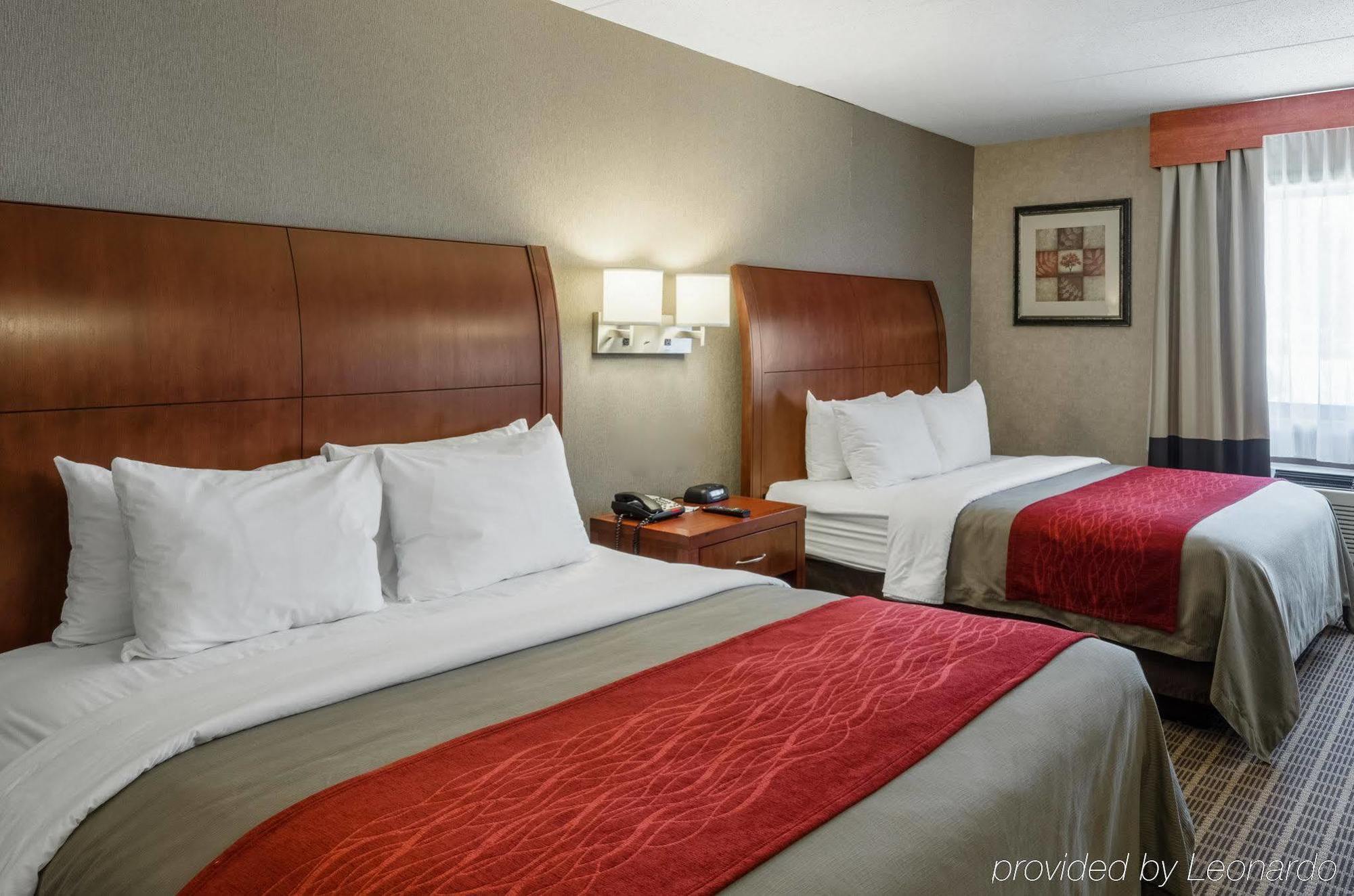 Comfort Inn & Suites Вэст спрингфильд Экстерьер фото